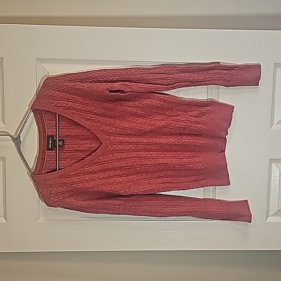 Eddie Bauer Rose V Neck Angora Rabbit Cashmere Blend Cable Knit Sweater Size M - Picture 1 of 5